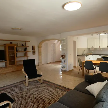 Villa Belmonte *